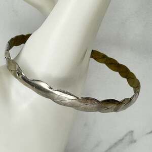 Vintage Silver Tone Flat Braided Bangle Bracelet Twisted Ribbon Minimalist ✨